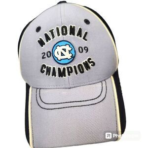 NCAA 2009 Final Four Detroit UNC Tarheels National Champions Hook And Loop Hat